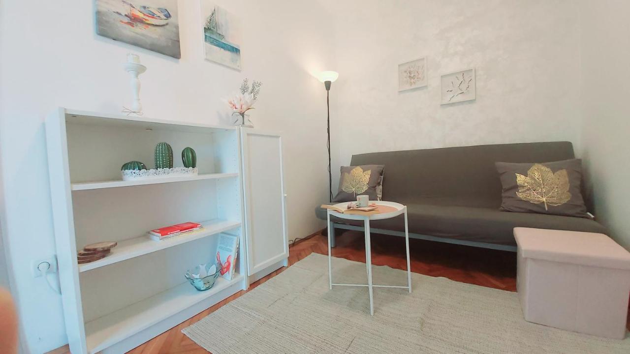 Apartments Lidija Умаг Экстерьер фото