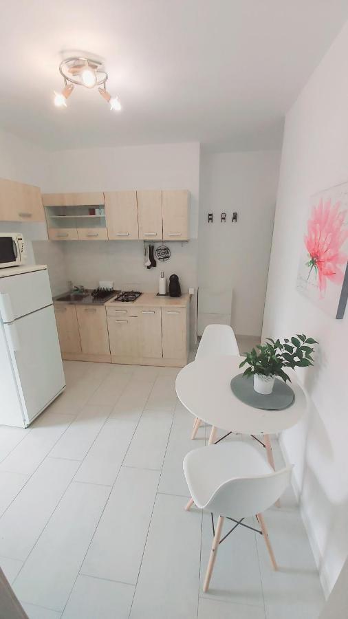 Apartments Lidija Умаг Экстерьер фото