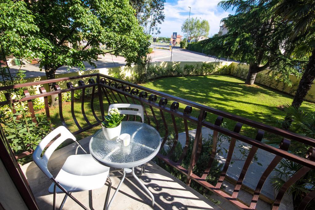 Apartments Lidija Умаг Экстерьер фото