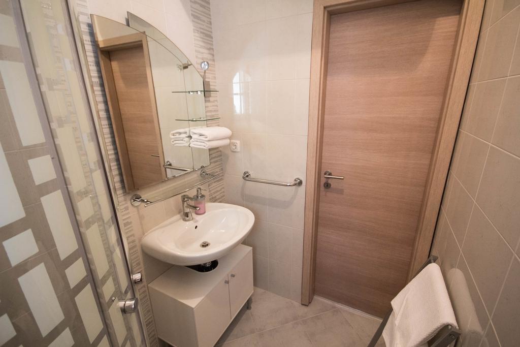 Apartments Lidija Умаг Экстерьер фото